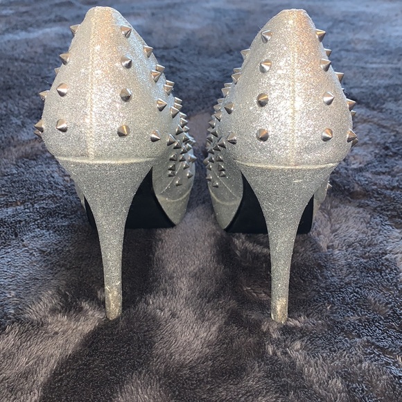 Spike Heels (platform) - Picture 3 of 7